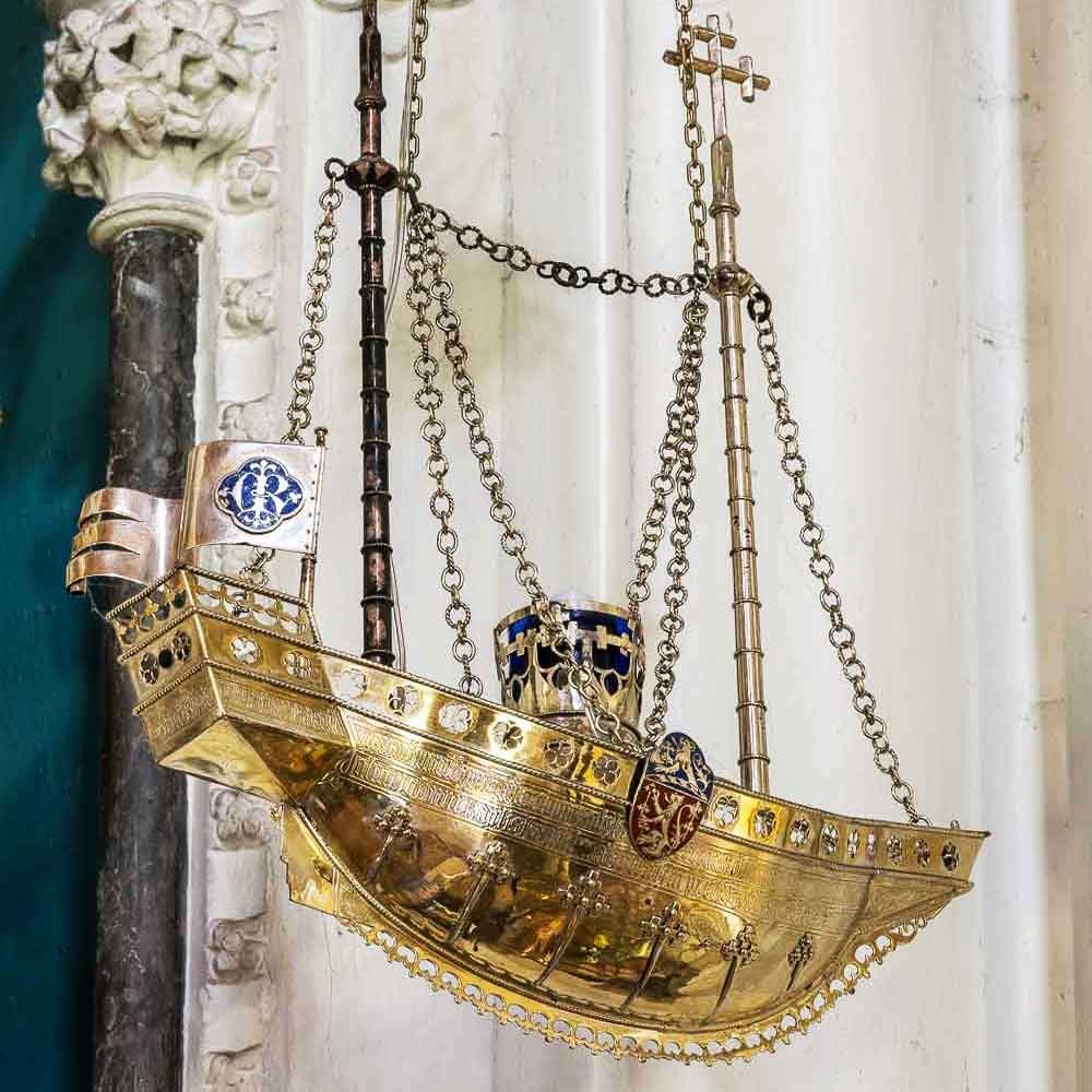 Monogram flag on the boat votive lamp